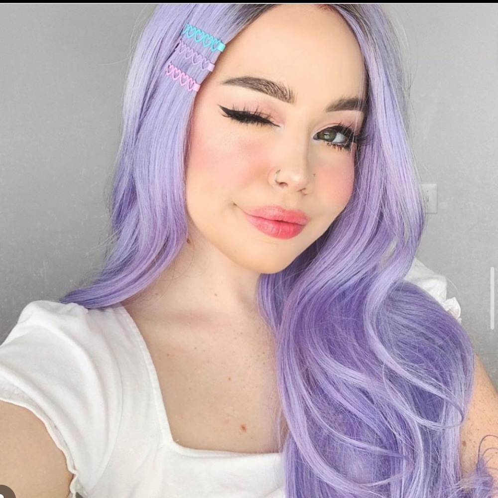 Purple Wig - Picture 5 of 10